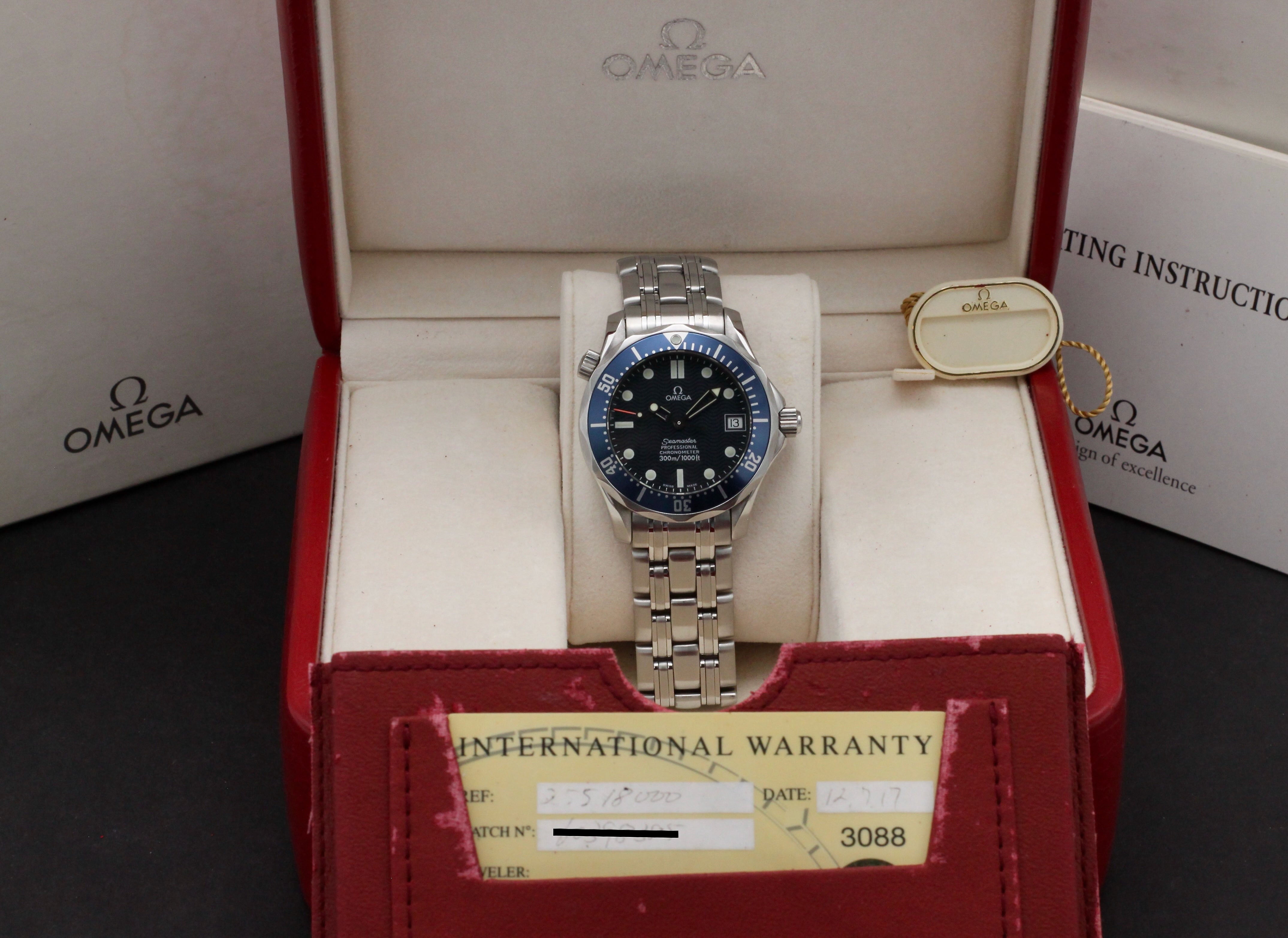 Omega Seamaster Diver 300 M 2551.80.00- 2012 - Omega horloge - Omega kopen - Omega heren horloge - Trophies Watches