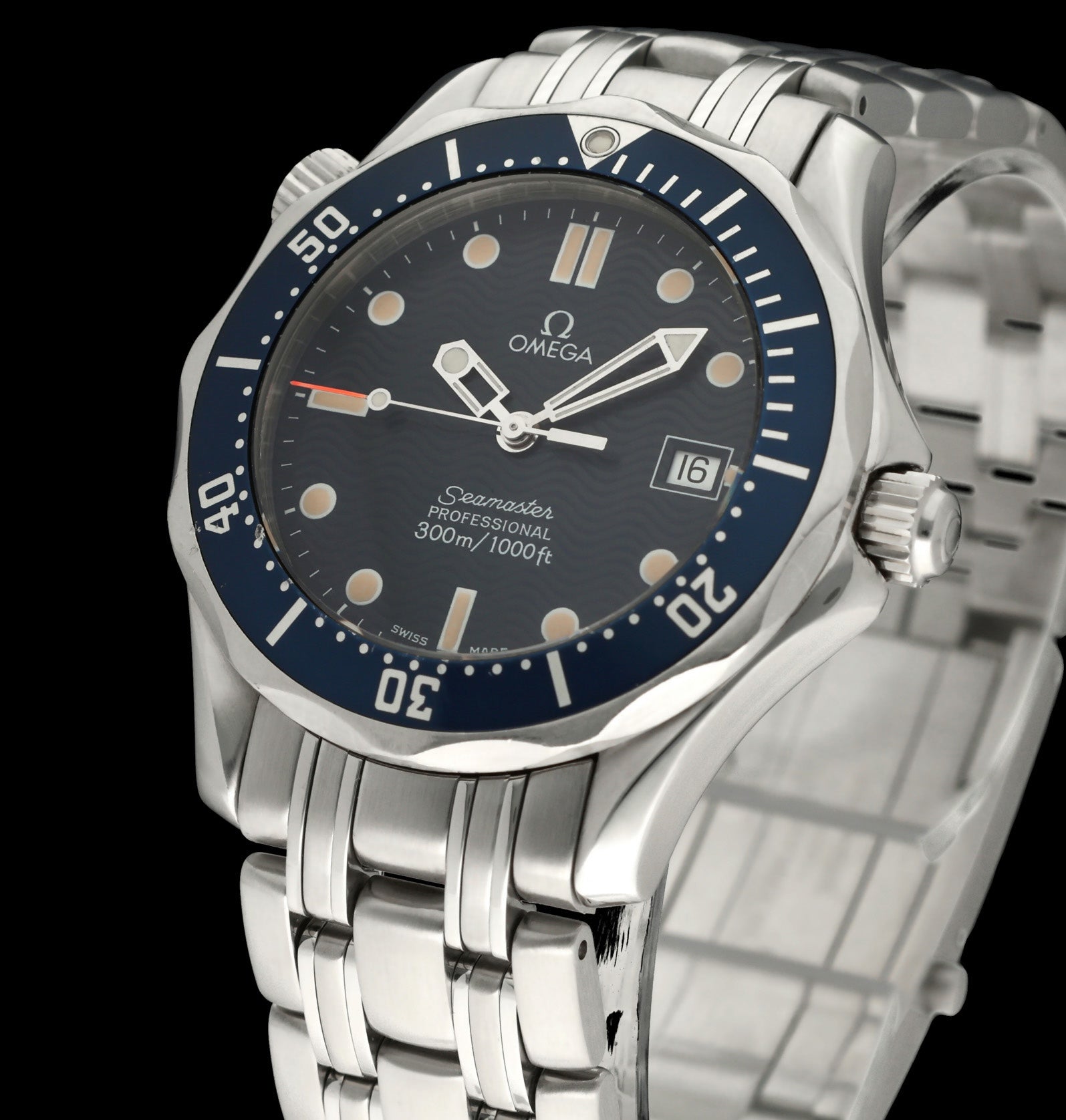 Omega Seamaster Diver 300 M 2561.80.00 - 1994 - Omega horloge - Omega kopen - Omega heren horloge - Trophies Watches