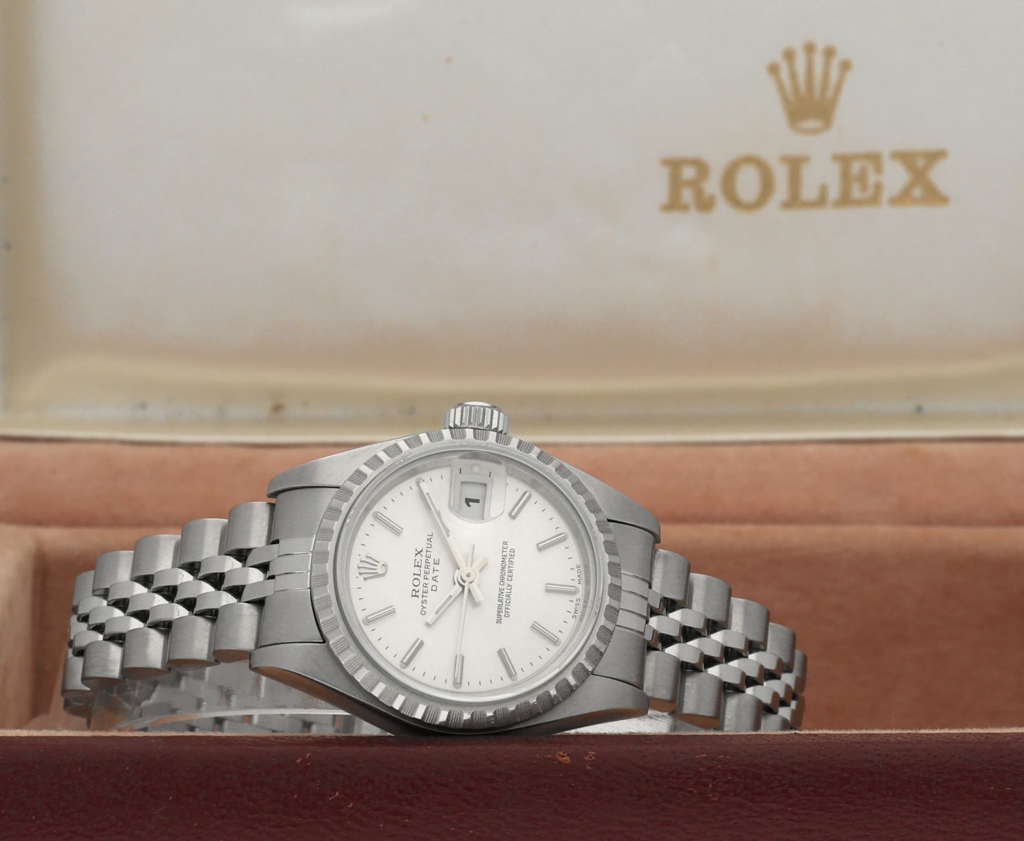 Rolex Oyster Perpetual Lady Date 79240 - 1999 - Rolex horloge - Rolex kopen - Rolex dames horloge - Trophies Watches
