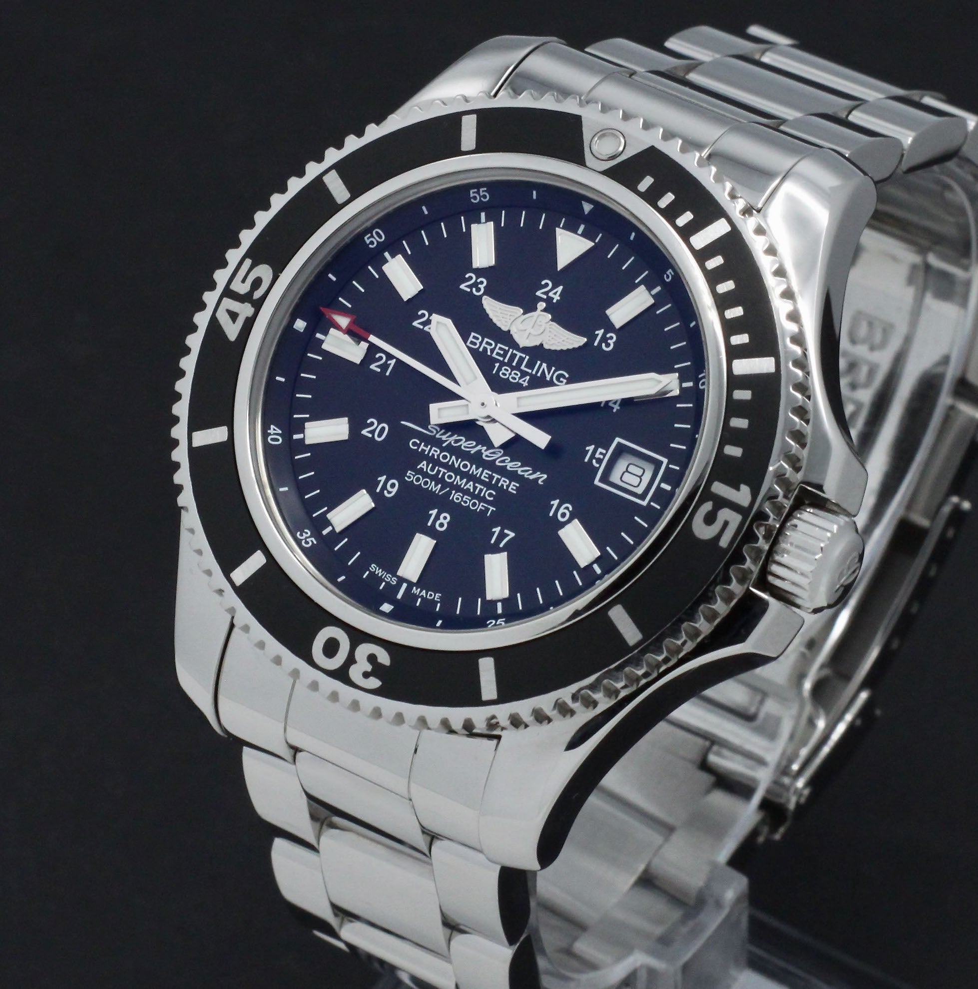 Breitling Superocean 42 A17365 - 2020 - Breitling horloge - Breitling kopen - Breitling heren horloge - Trophies Watches