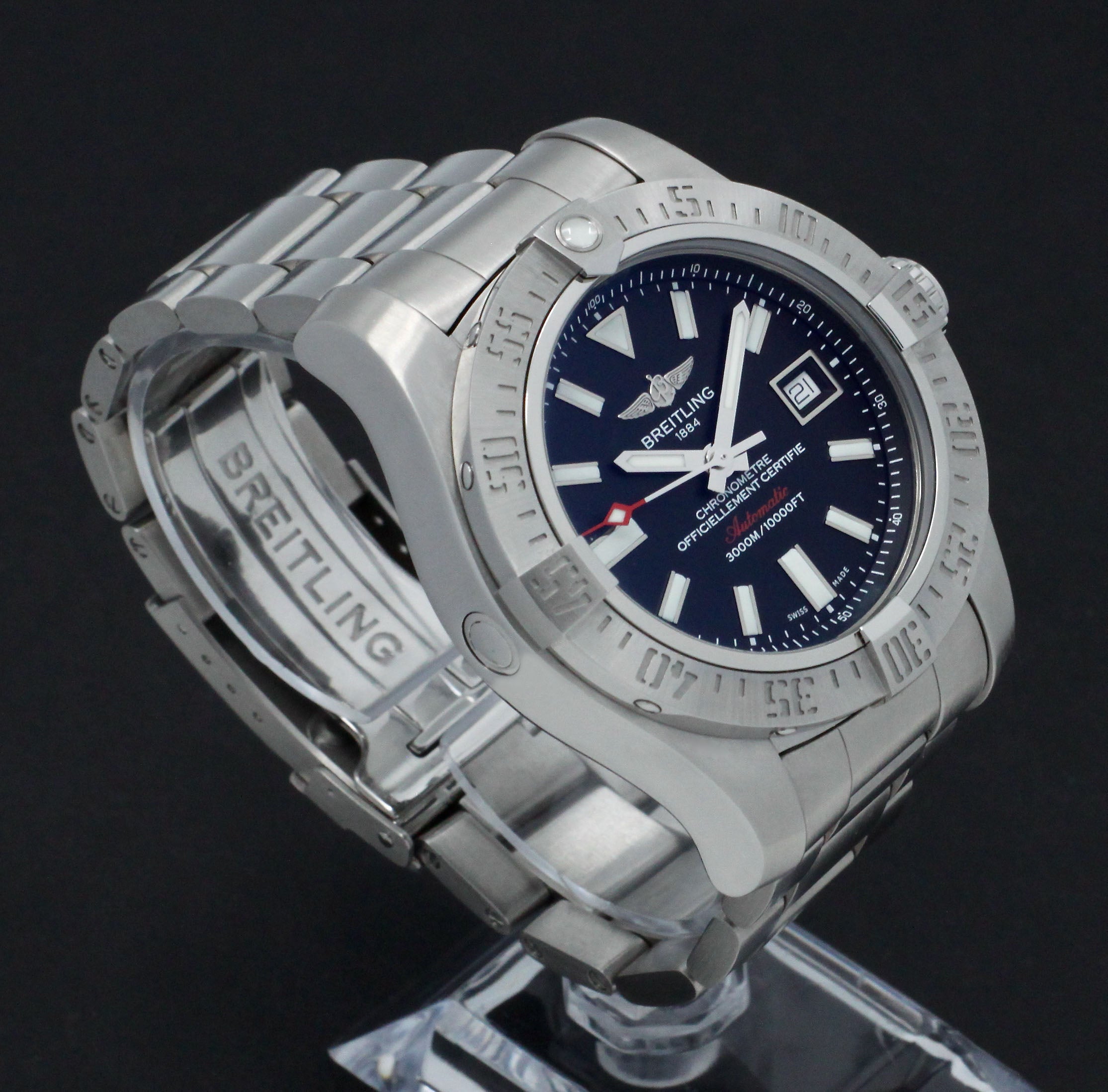 Breitling Avenger II A1733110 - 2017 - Breitling horloge - Breitling kopen - Breitling heren horloge - Trophies Watches