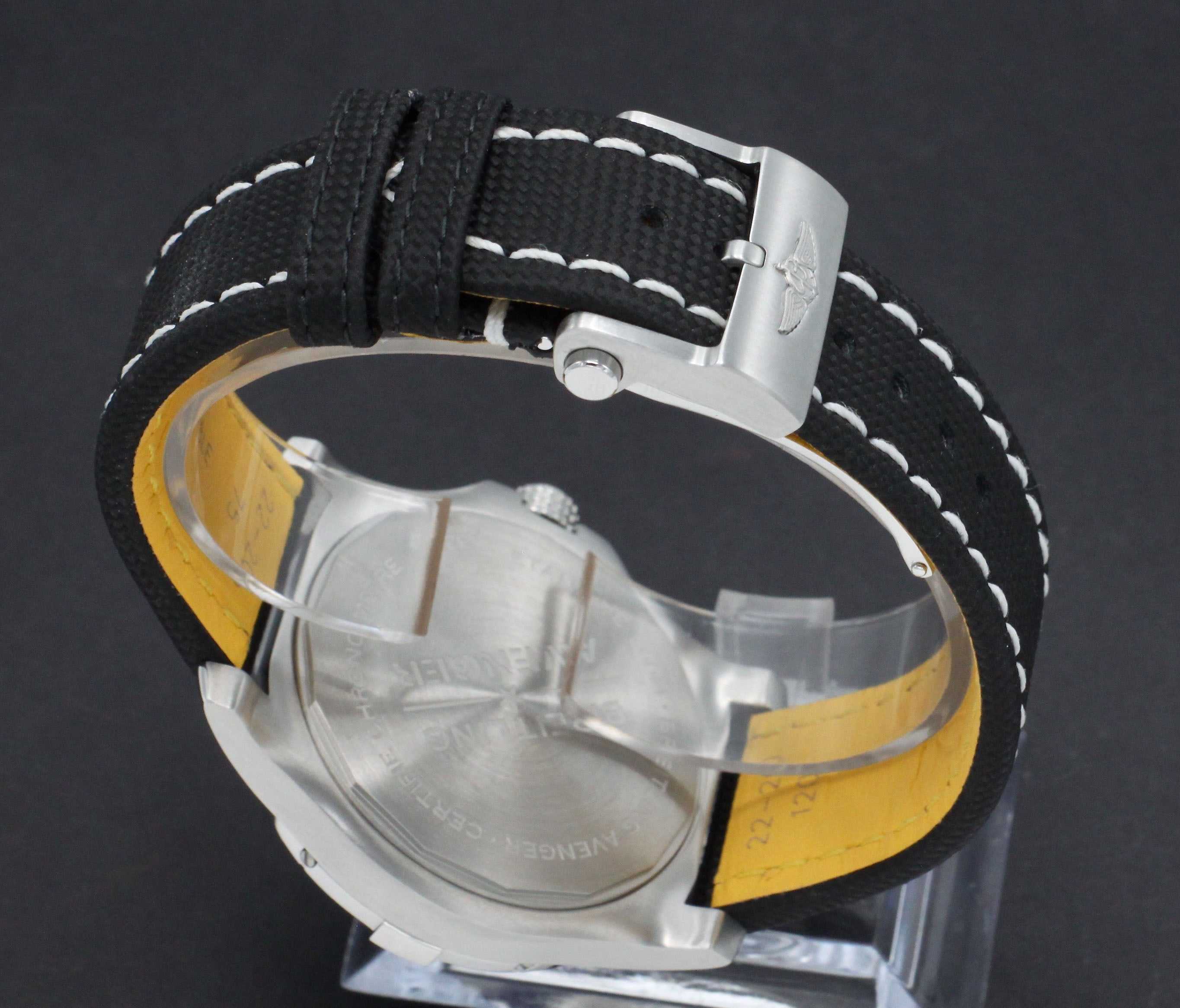 Breitling Avenger GMT A32397101B1 - 2021 - Breitling horloge - Breitling kopen - Breitling heren horloge - Trophies Watches