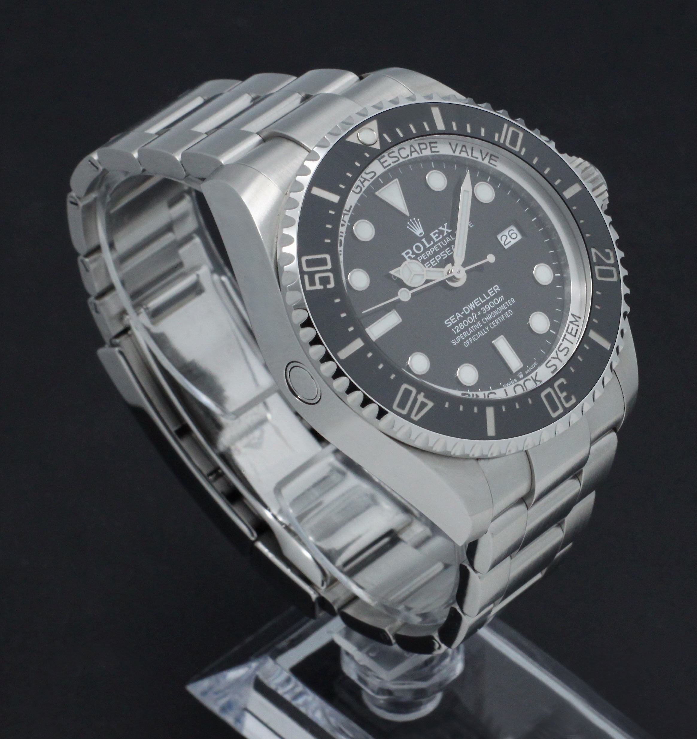 Rolex Sea-Dweller Deepsea 126660 - 2019 - Rolex horloge - Rolex kopen - Rolex heren horloge - Trophies Watches