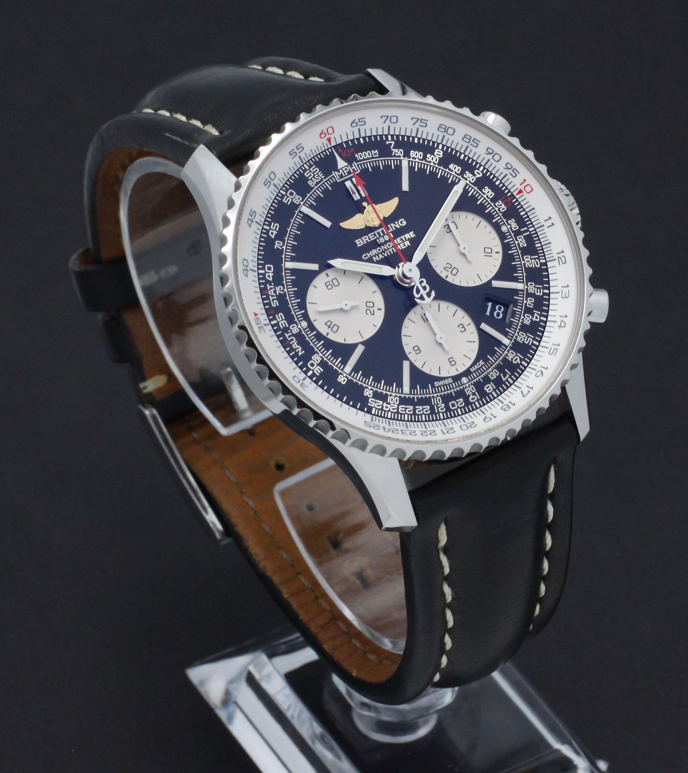Breitling Navitimer 01 AB0120 - 2013 - Breitling horloge - Breitling kopen - Breitling heren horloge - Trophies Watches