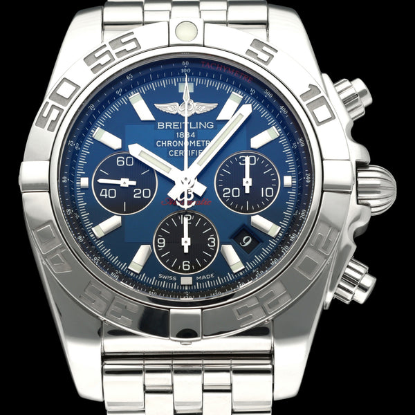 Breitling Chronomat AB0110 - 2020 - Breitling horloge - Breitling kopen - Breitling heren horloge - Trophies Watches