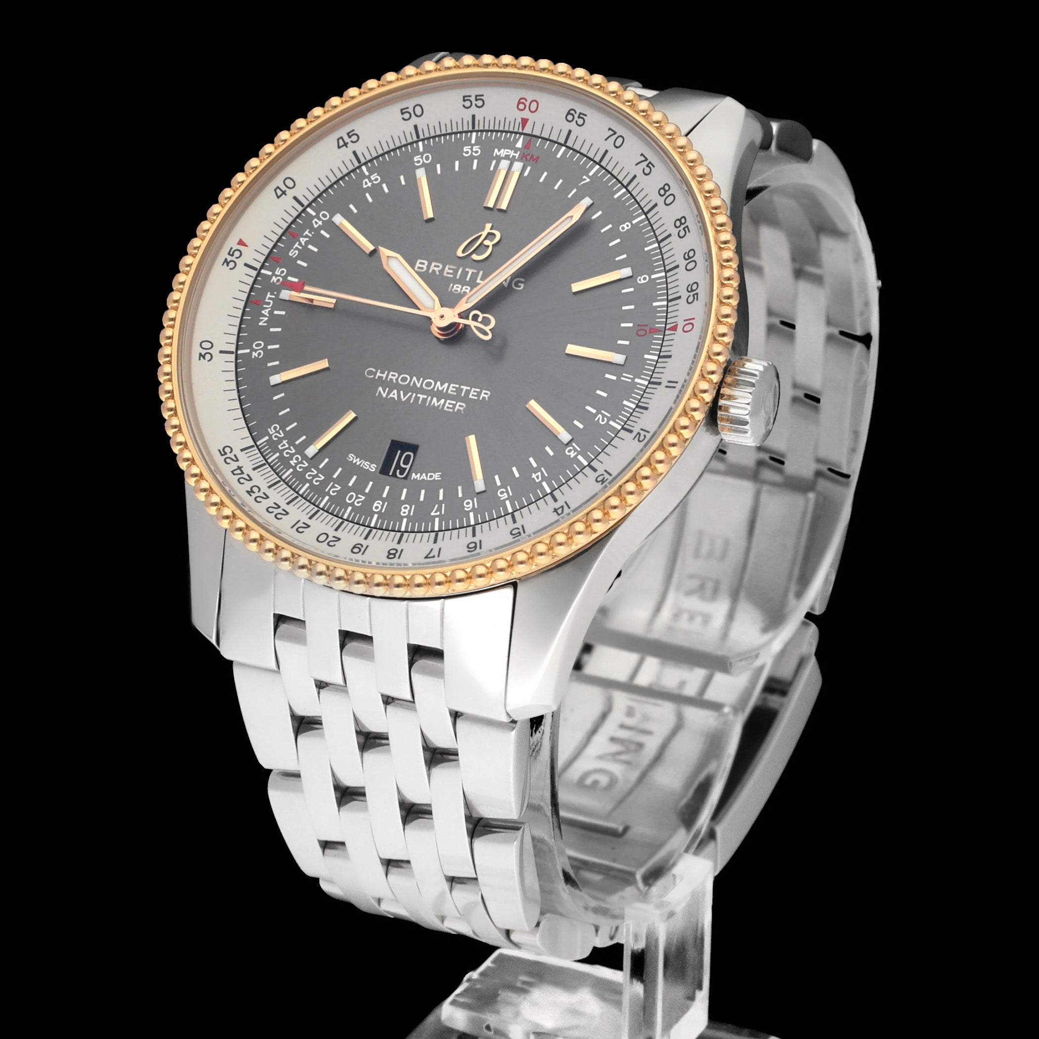 Breitling Navitimer 41 U17326 - 2022 - Breitling horloge - Breitling kopen - Breitling heren horloge - Trophies Watches