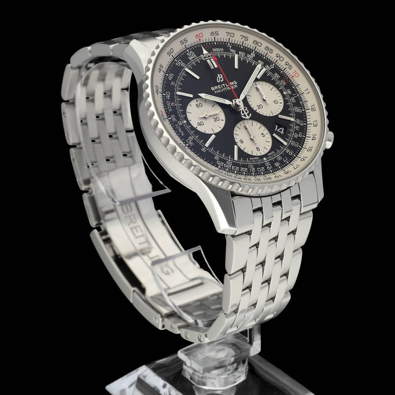 Breitling Navitimer 01 AB0121 - 2018 - Breitling horloge - Breitling kopen - Breitling heren horloge - Trophies Watches