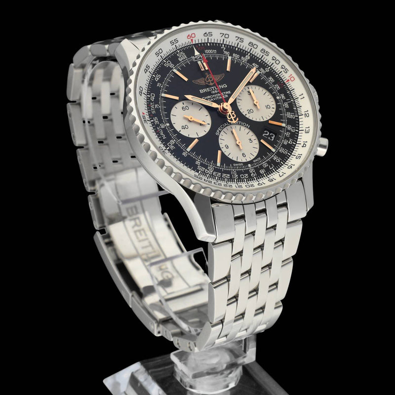 Breitling Navitimer 01 AB0121 - 2021 - Breitling horloge - Breitling kopen - Breitling heren horloge - Trophies Watches