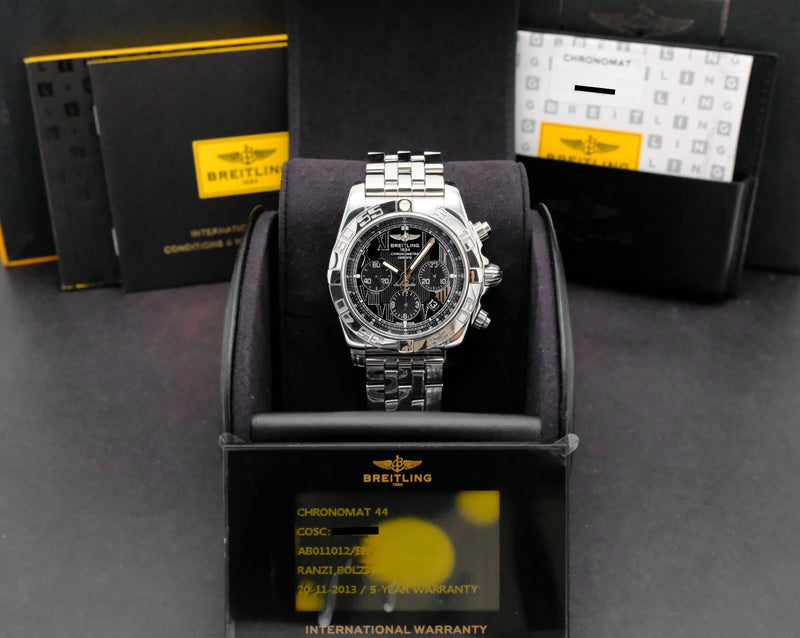 Breitling Chronomat AB0110 - 2013 - Breitling horloge - Breitling kopen - Breitling heren horloge - Trophies Watches