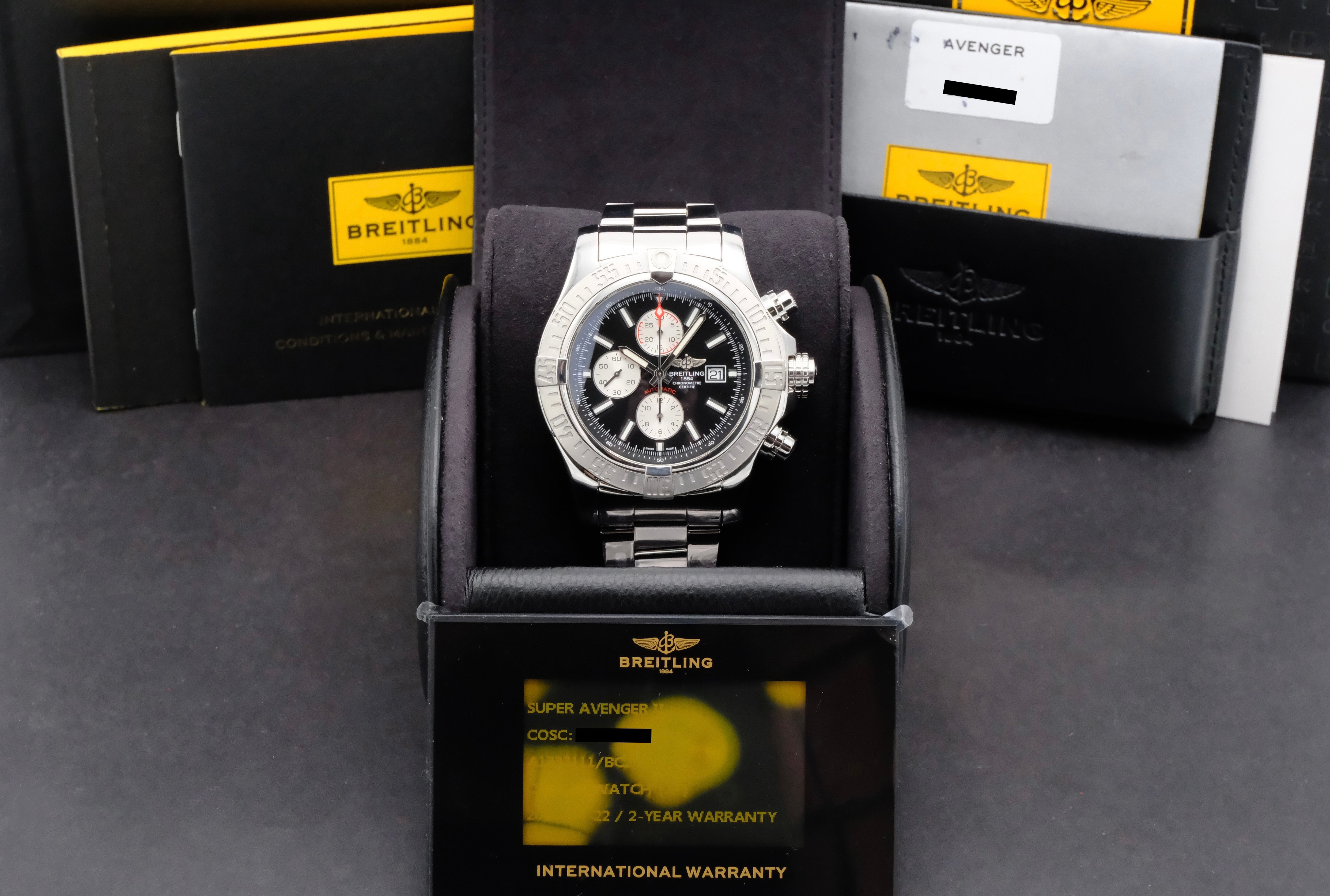 Breitling Super Avenger II A13371 - 2014 - Breitling horloge - Breitling kopen - Breitling heren horloge - Trophies Watches