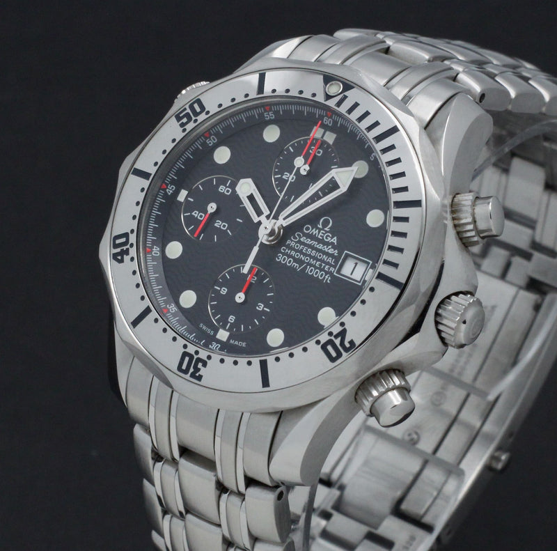 Omega Seamaster Diver 300 M 2589.30.00 - 2000 - Omega horloge - Omega kopen - Omega heren horloge - Trophies Watches