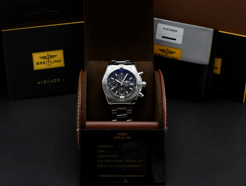 Breitling Avenger II A13381 - 2015 - Breitling horloge - Breitling kopen - Breitling heren horloge - Trophies Watches