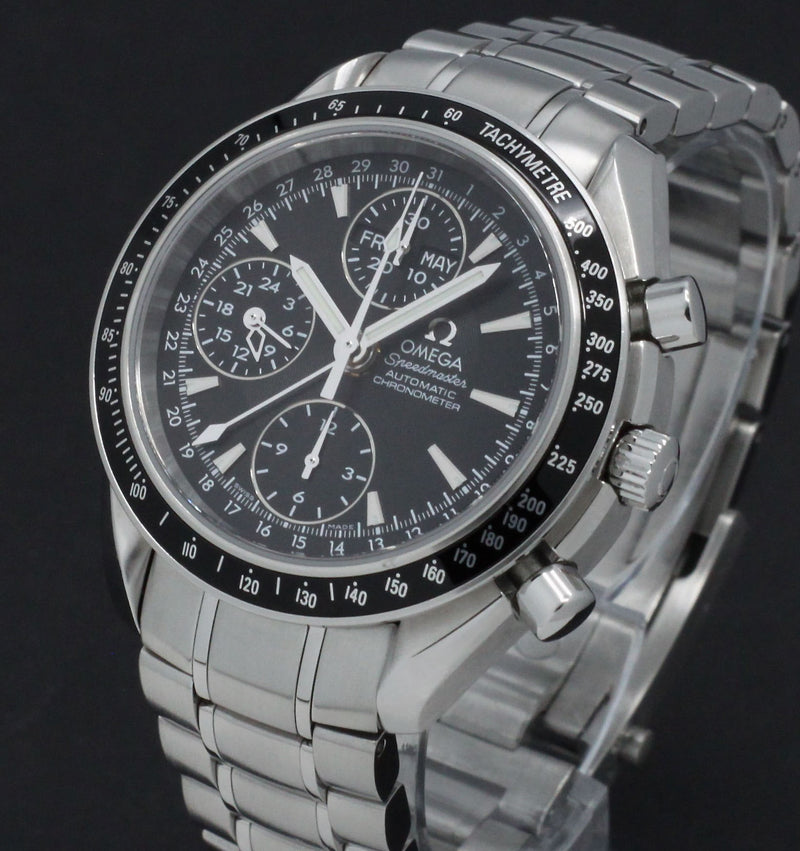 Omega Speedmaster Day Date 3220.50.00 - 2008 - Omega horloge - Omega kopen - Omega heren horloge - Trophies Watches