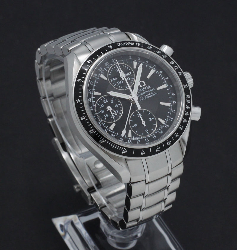 Omega Speedmaster Day Date 3220.50.00 - 2008 - Omega horloge - Omega kopen - Omega heren horloge - Trophies Watches