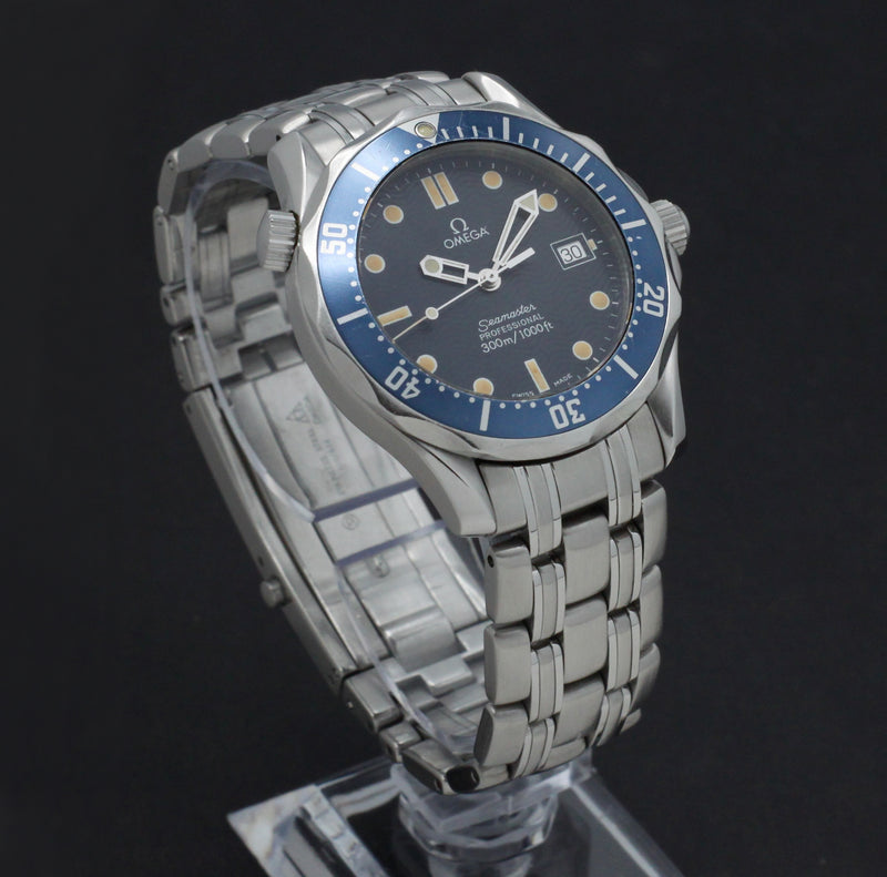 Omega Seamaster Diver 300 M 2561.80.00 - 1995 - Omega horloge - Omega kopen - Omega heren horloge - Trophies Watches