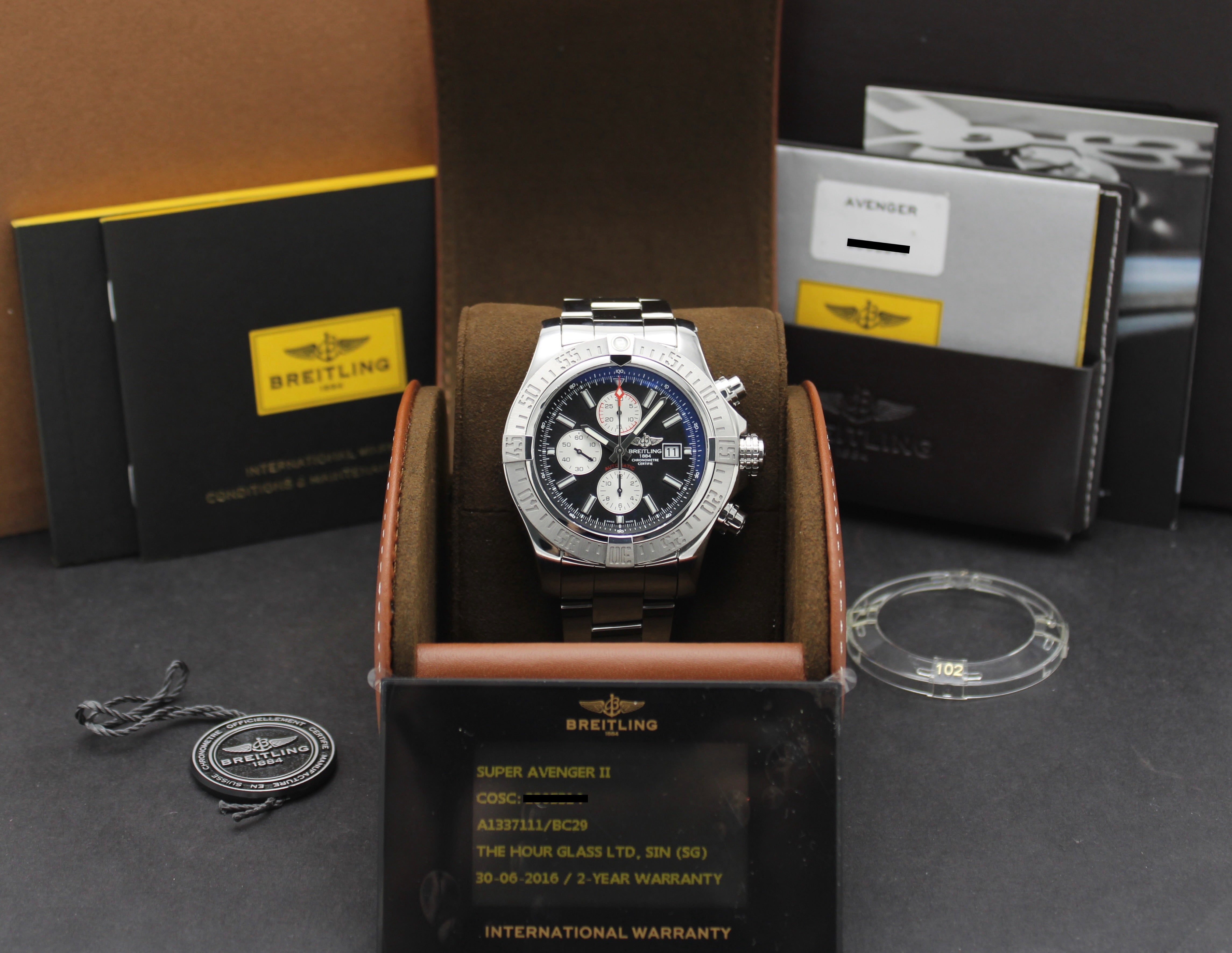 Breitling Super Avenger II A13371 - 2016 - Breitling horloge - Breitling kopen - Breitling heren horloge - Trophies Watches