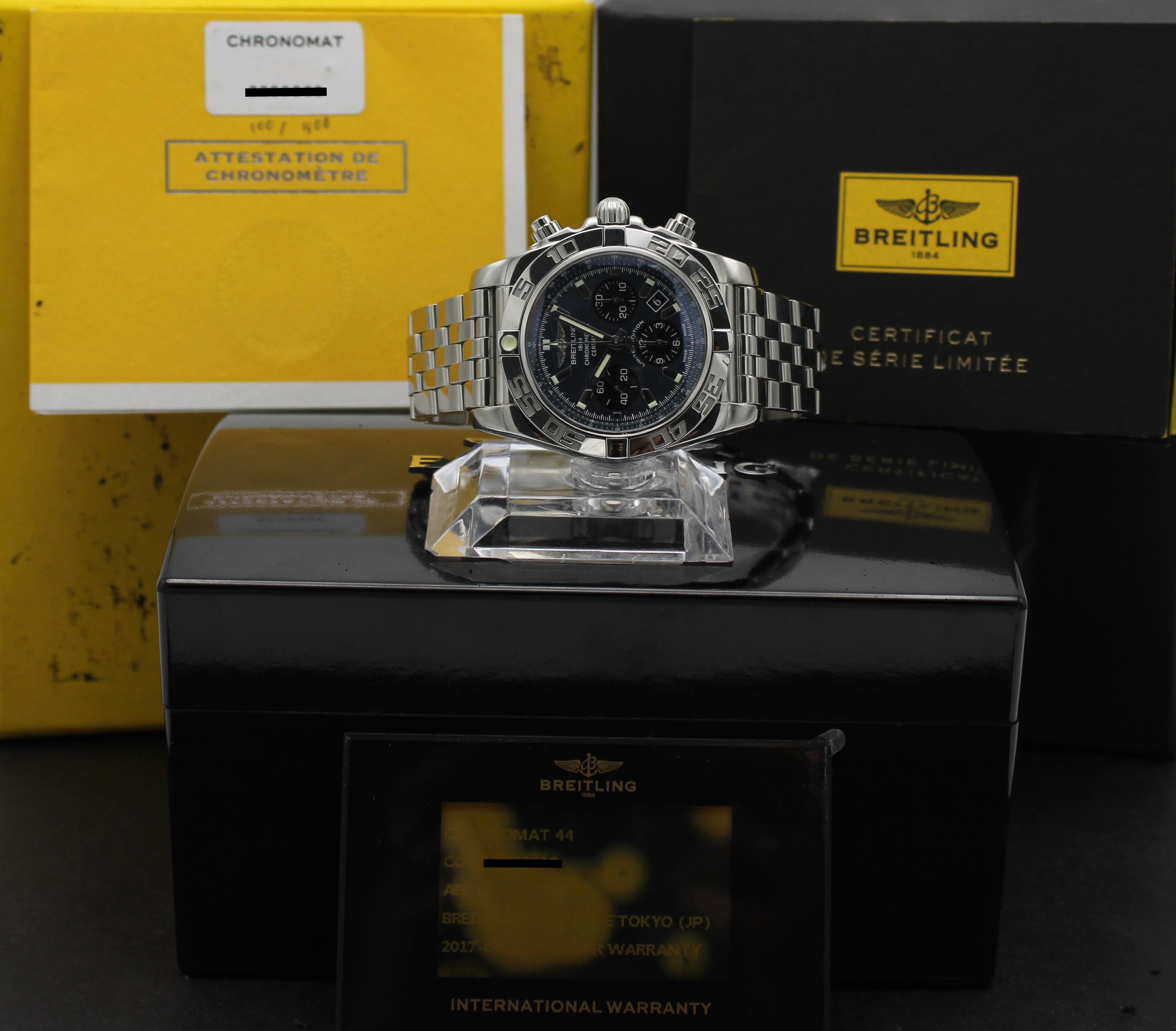 Breitling Chronomat AB0111 - Breitling horloge - Breitling kopen - Breitling heren horloge - Trophies Watches