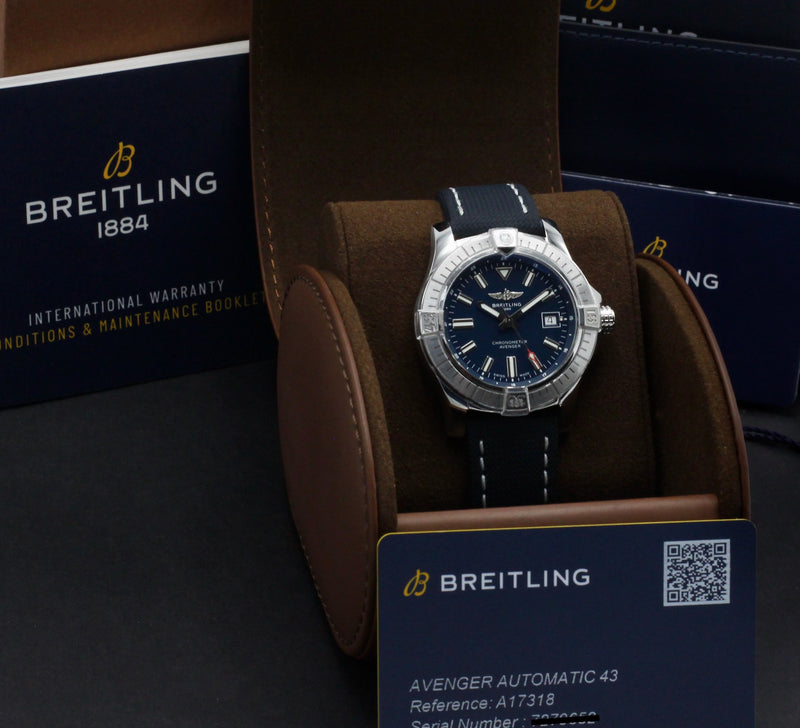 Breitling Avenger A17318 Box papers 2021 Trophies Watches