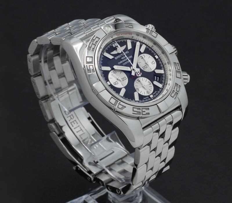 Breitling Chronomat AB0110 - 2020 - Breitling horloge - Breitling kopen - Breitling heren horloge - Trophies Watches