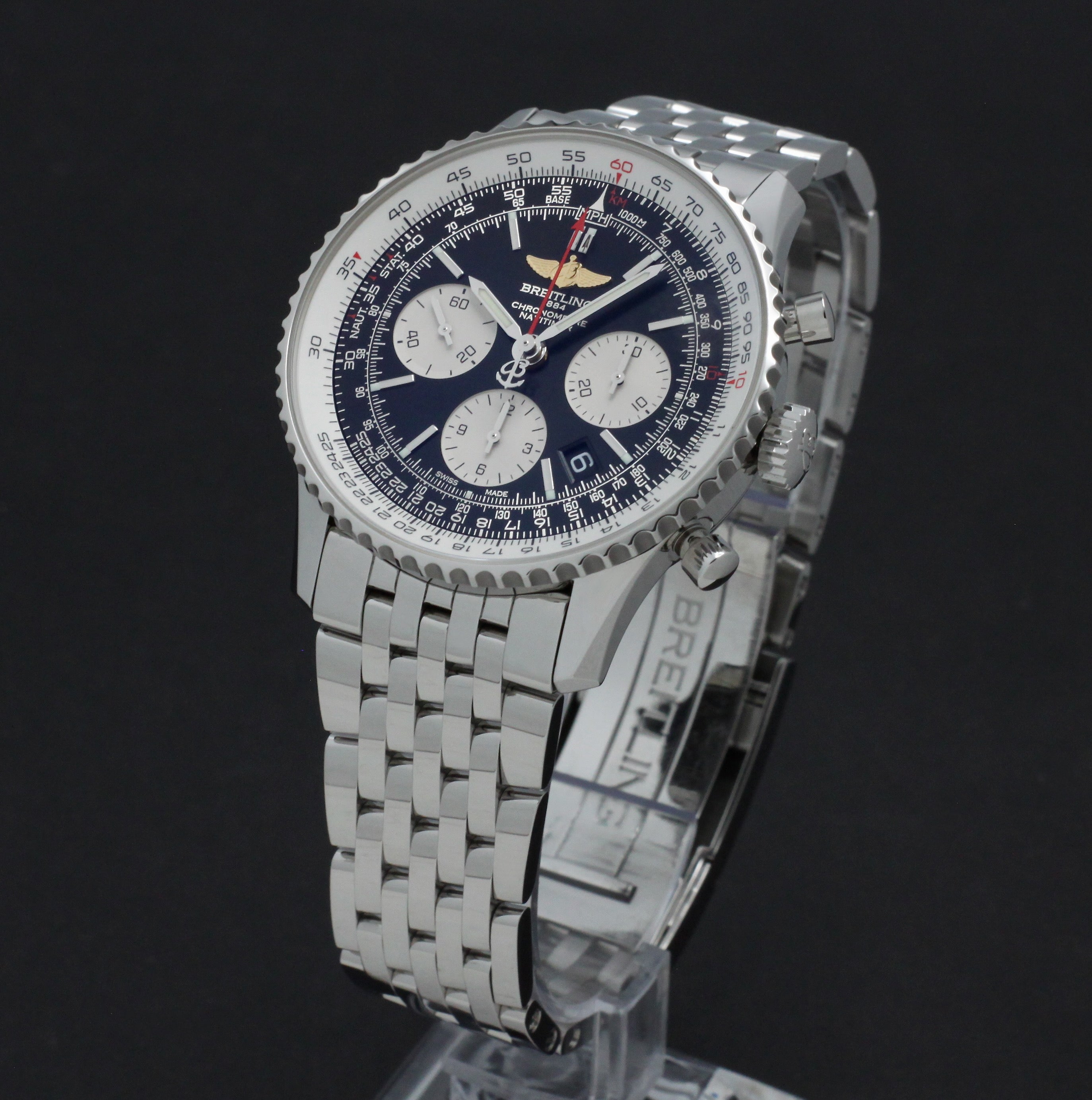 Breitling Navitimer 01 AB0120 - 2018 - Breitling horloge - Breitling kopen - Breitling heren horloge - Trophies Watches