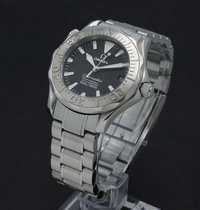 Omega Seamaster 2236.50.00 0 - 2006 - Omega horloge - Omega kopen - Omega heren horloge - Trophies Watches