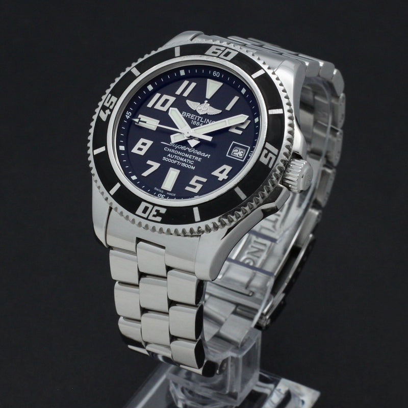 Breitling Superocean 42 A17364 - 2013 - Breitling horloge - Breitling kopen - Breitling heren horloge - Trophies Watches