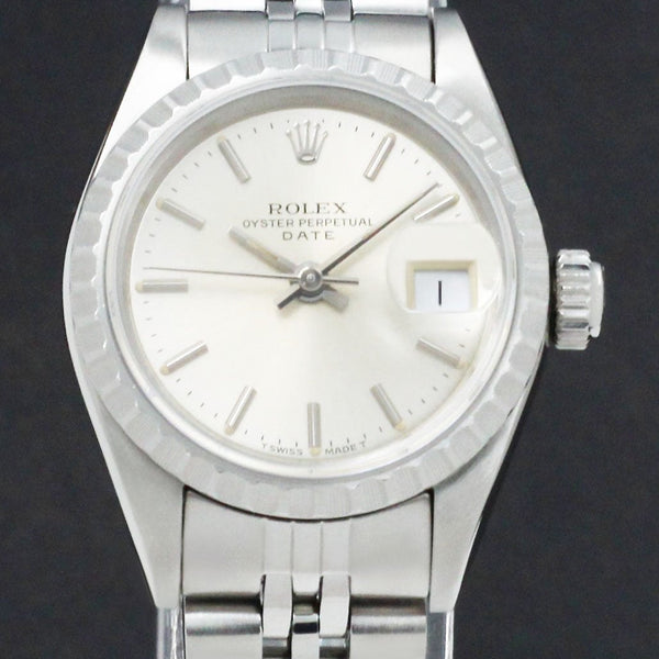 Rolex Oyster Perpetual Lady Date 69240 - 1990 - Rolex horloge - Rolex kopen - Rolex dames horloge - Trophies Watches