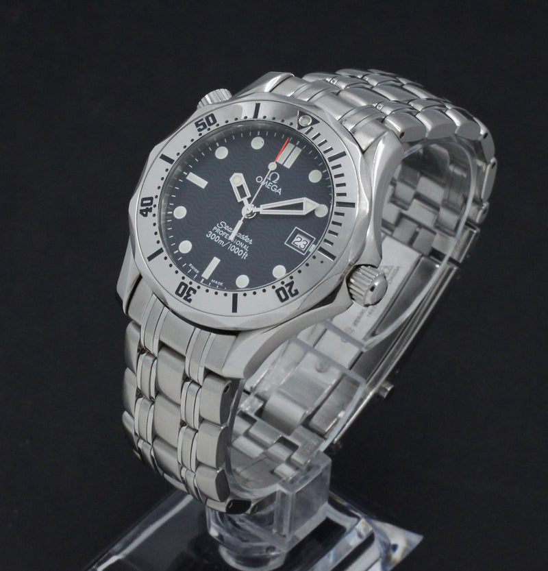 Omega Seamaster Diver 300 M 2562.80.00 - 1998 - Omega horloge - Omega kopen - Omega heren horloge - Trophies Watches