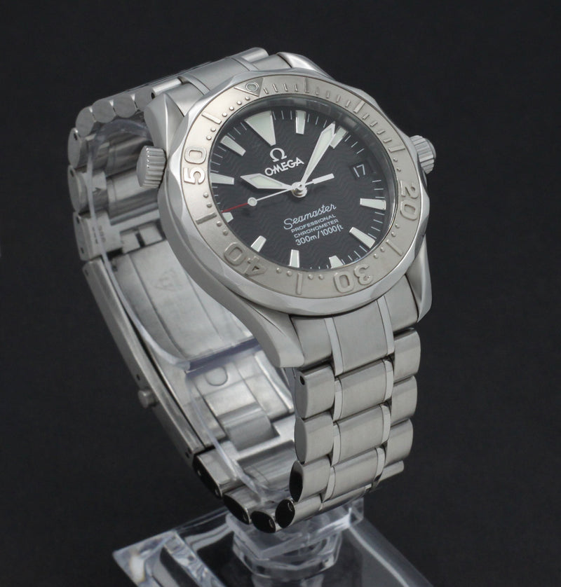 Omega Seamaster 2236.50.00 0 - 2006 - Omega horloge - Omega kopen - Omega heren horloge - Trophies Watches