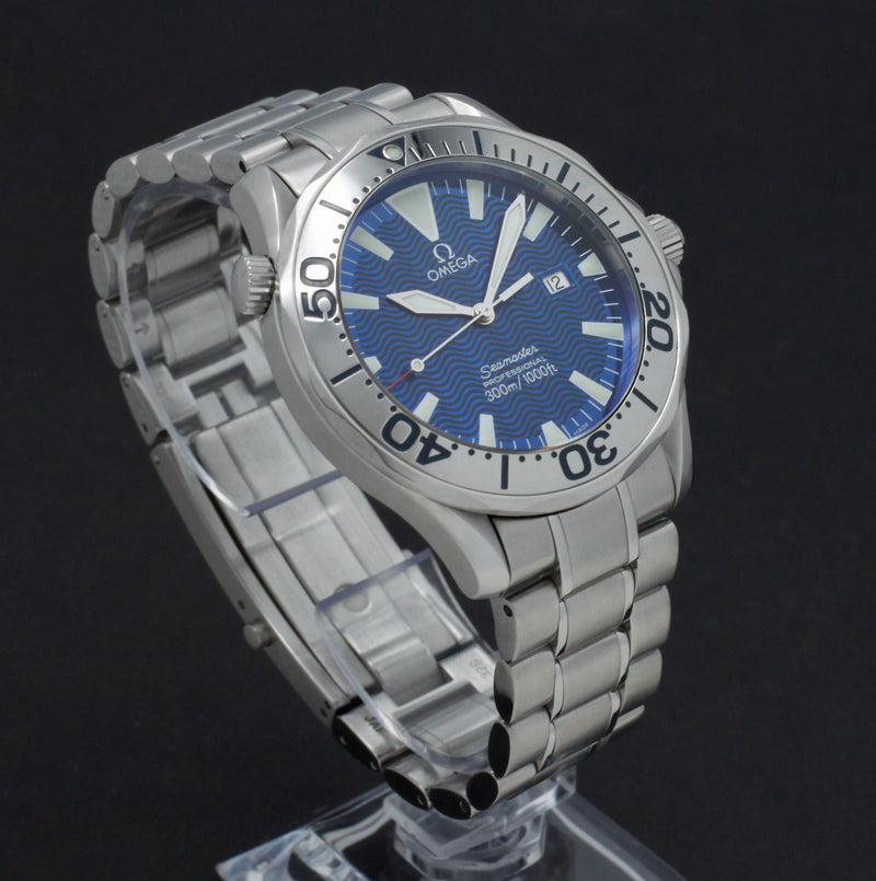 Omega Seamaster Diver 300 M 2265.80.00 - 2005 - Omega horloge - Omega kopen - Omega heren horloge - Trophies Watches