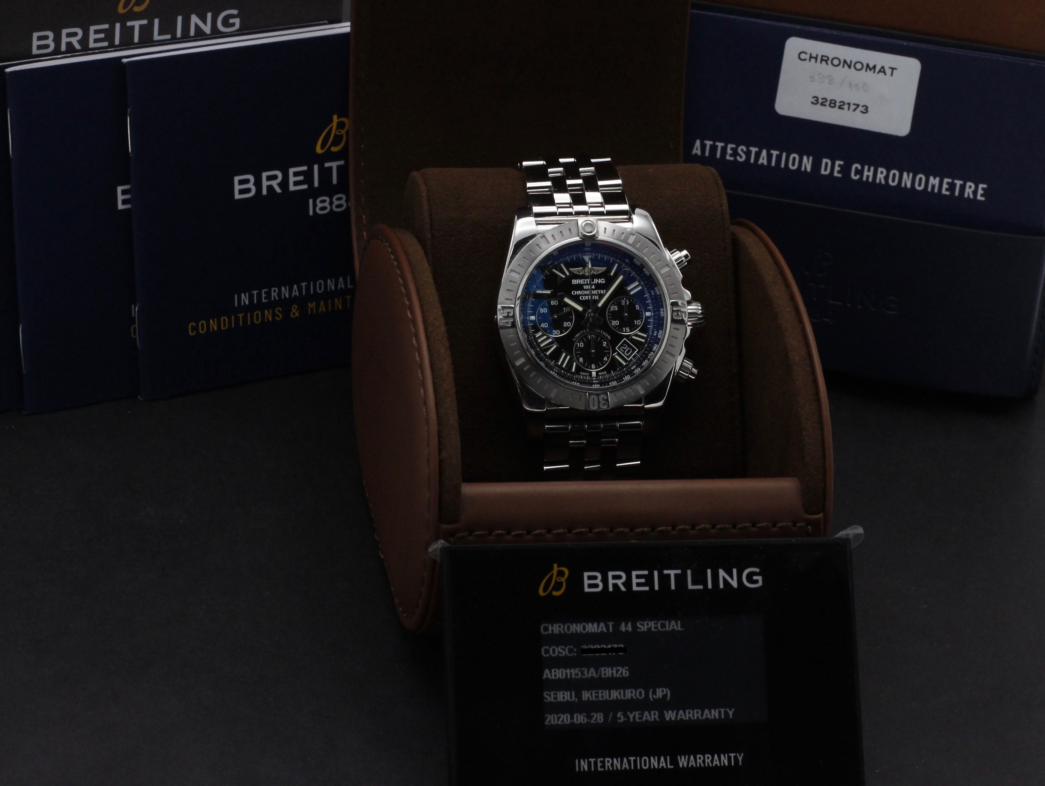 Breitling Chronomat AB0115 - Breitling horloge - Breitling kopen - Breitling heren horloge - Trophies Watches