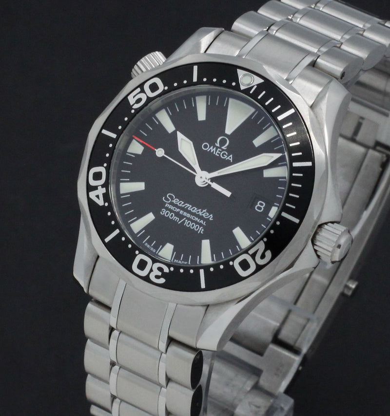 Omega Seamaster Diver 300 M 2262.50.00 - 2002 - Omega horloge - Omega kopen - Omega heren horloge - Trophies Watches