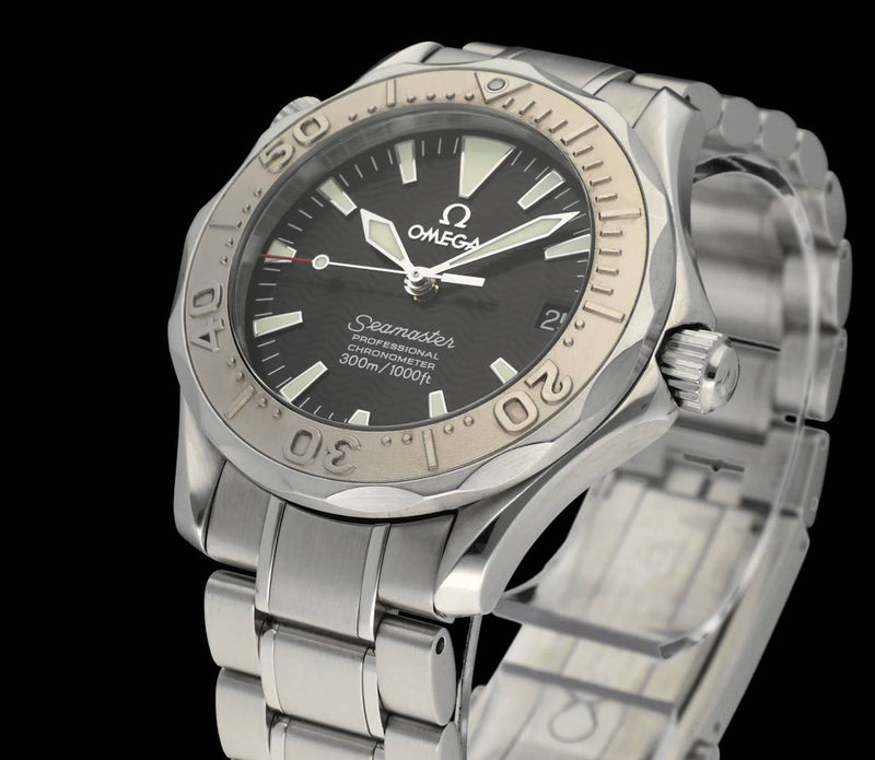 Omega Seamaster 2236.50.00 - 2006 - Omega horloge - Omega kopen - Omega heren horloge - Trophies Watches