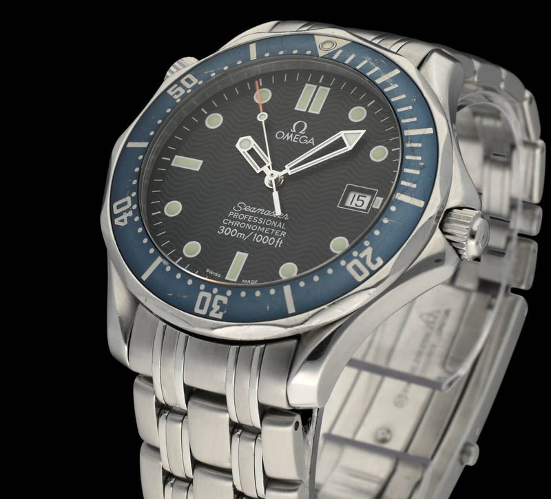 Omega Seamaster Diver 300 M 2531.80.00- 2002 - Omega horloge - Omega kopen - Omega heren horloge - Trophies Watches