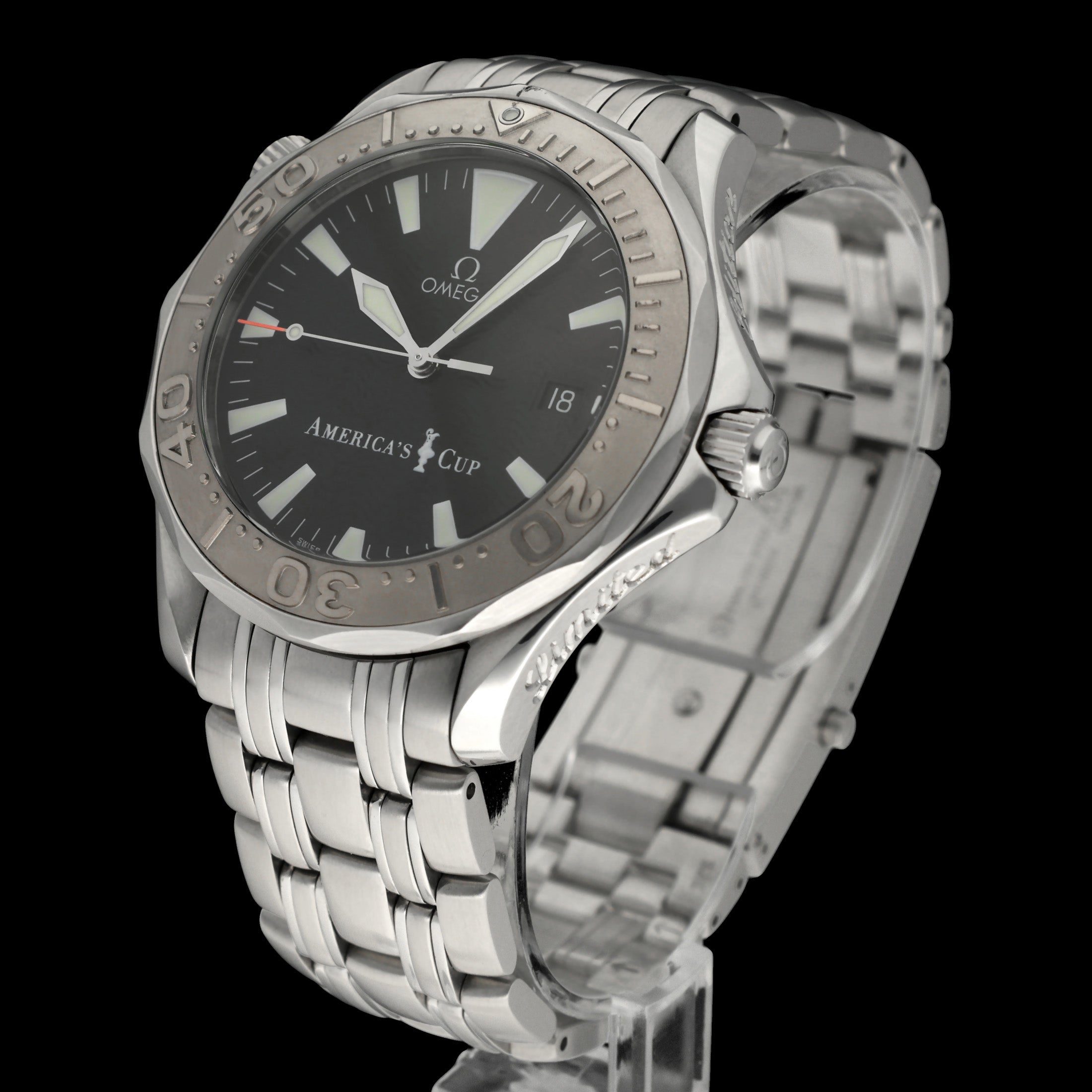 Omega Seamaster Diver 300 M 2533.50.00 - 2006 - Omega horloge - Omega kopen - Omega heren horloge - Trophies Watches
