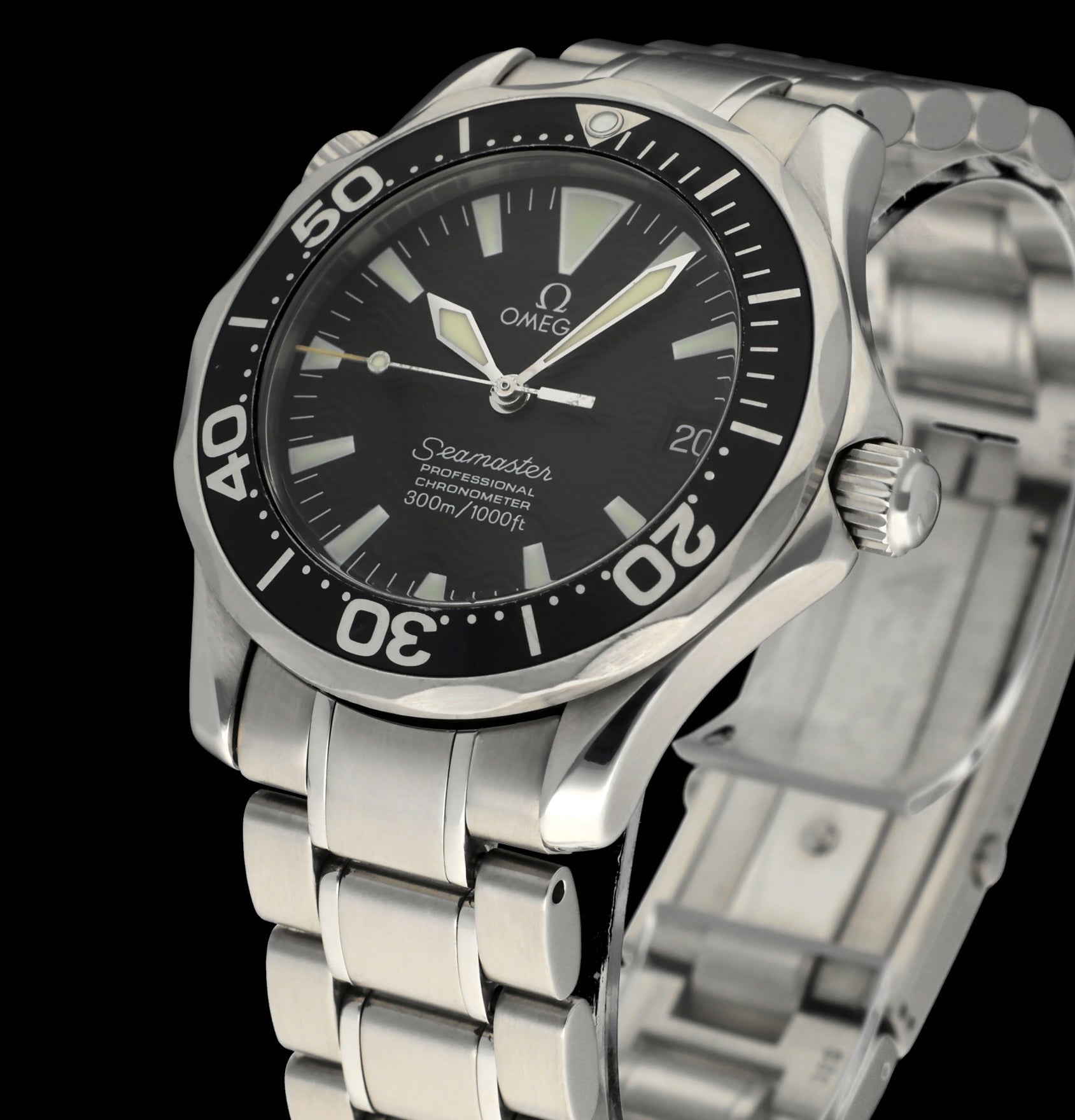 Omega Seamaster Diver 300 M 2252.50 - 2001 - Omega horloge - Omega kopen - Omega heren horloge - Trophies Watches