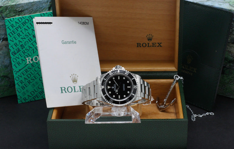 Rolex Submariner 14060 - 2003 - Rolex horloge - Rolex kopen - Rolex heren horloge - Trophies Watches
