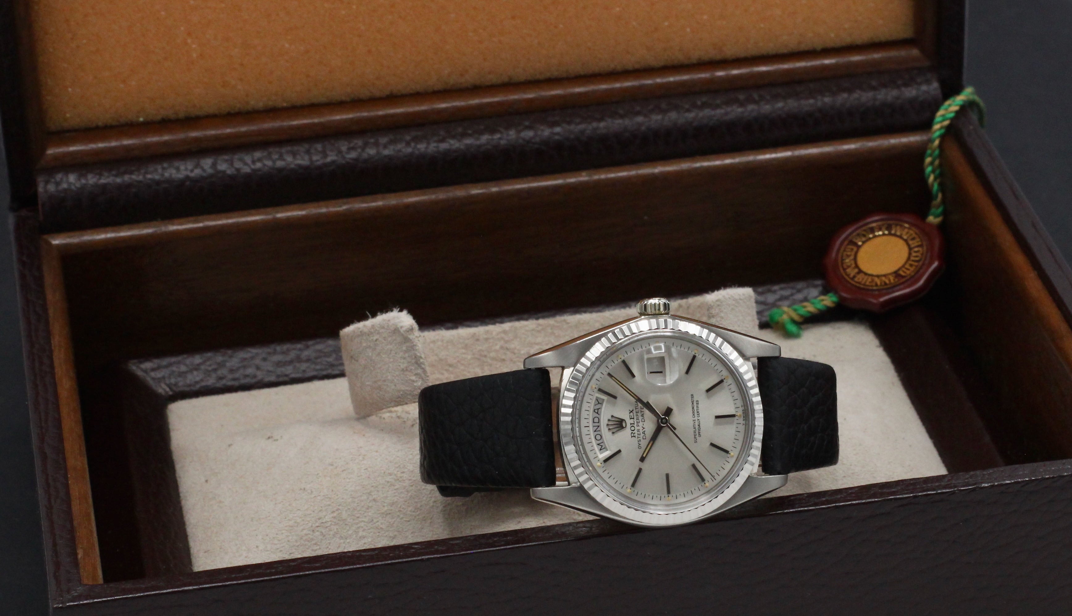 Rolex Day-Date 1803 - 1974 - Rolex horloge - Rolex kopen - Rolex heren horloge - Trophies Watches