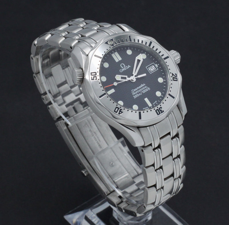 Omega Seamaster Diver 300 M 2562.80.00 - 1999 - Omega horloge - Omega kopen - Omega heren horloge - Trophies Watches