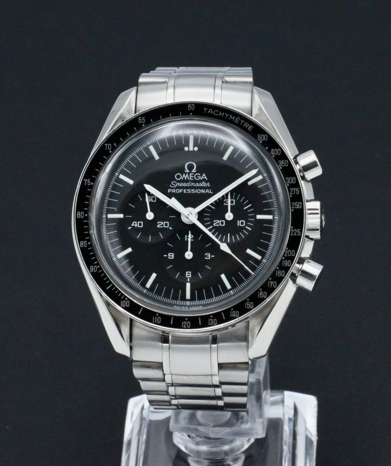 Omega Speedmaster 3570.50.00 - 2005 - Omega horloge - Omega kopen - Omega heren horloges - Trophies Watches