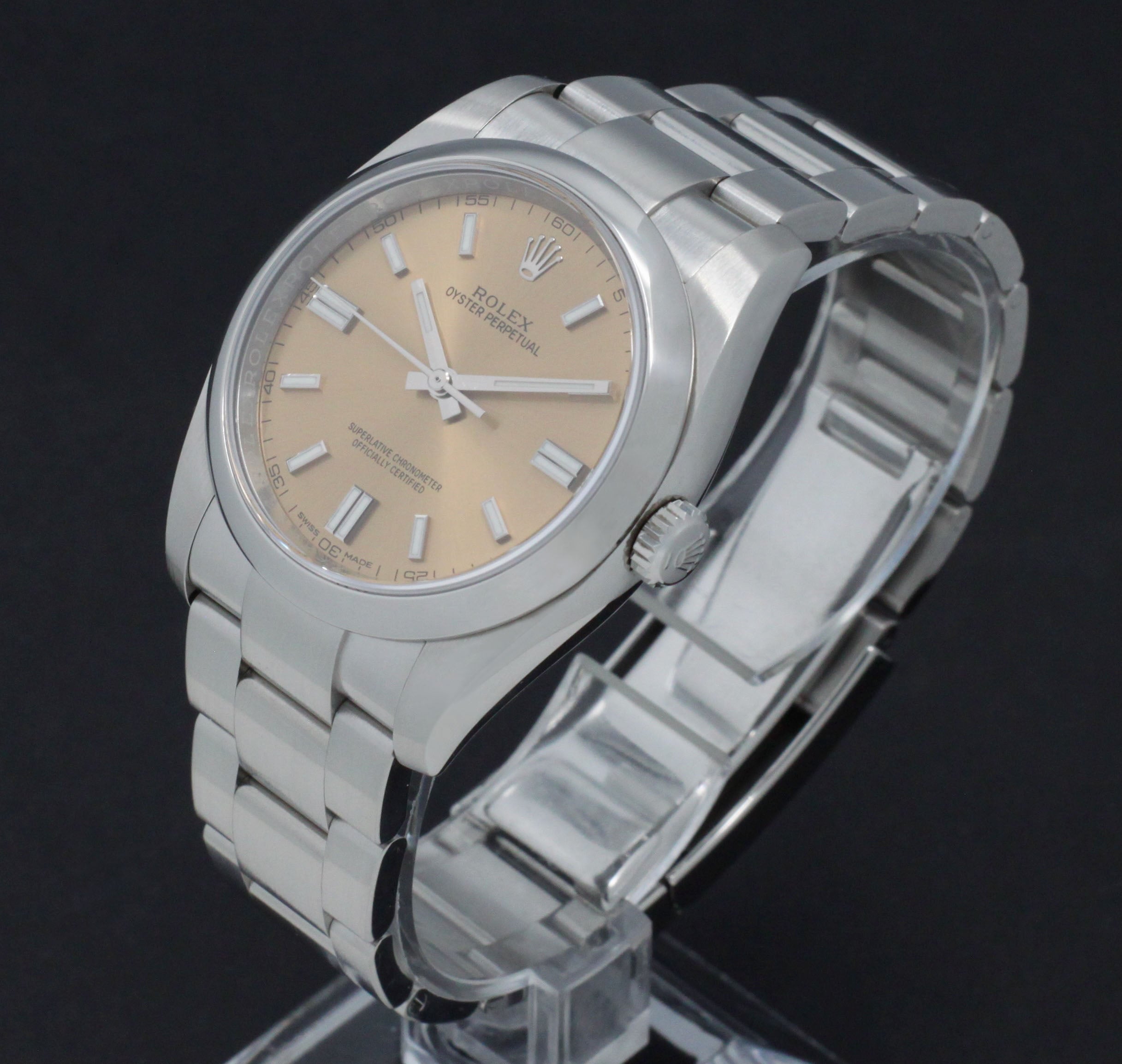 Rolex Oyster Perpetual 36 116000 - 2016 - Rolex horloge - Rolex kopen - Rolex heren horloge - Trophies Watches