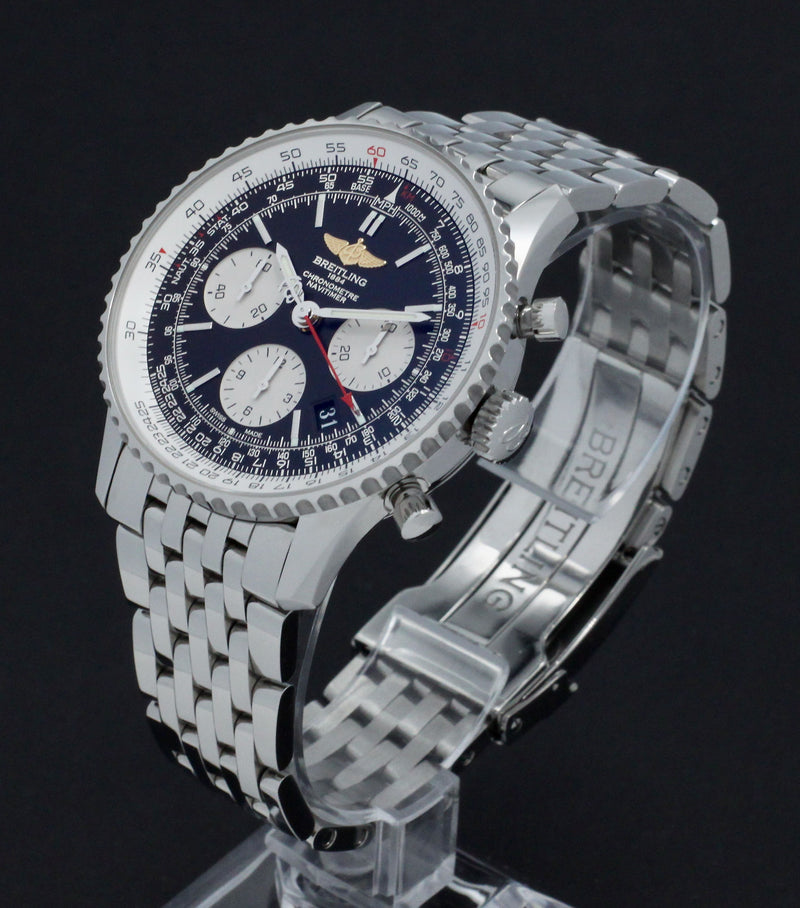 Breitling Navitimer 01 AB0120 - Breitling horloge - Breitling kopen - Breitling heren horloge - Trophies Watches