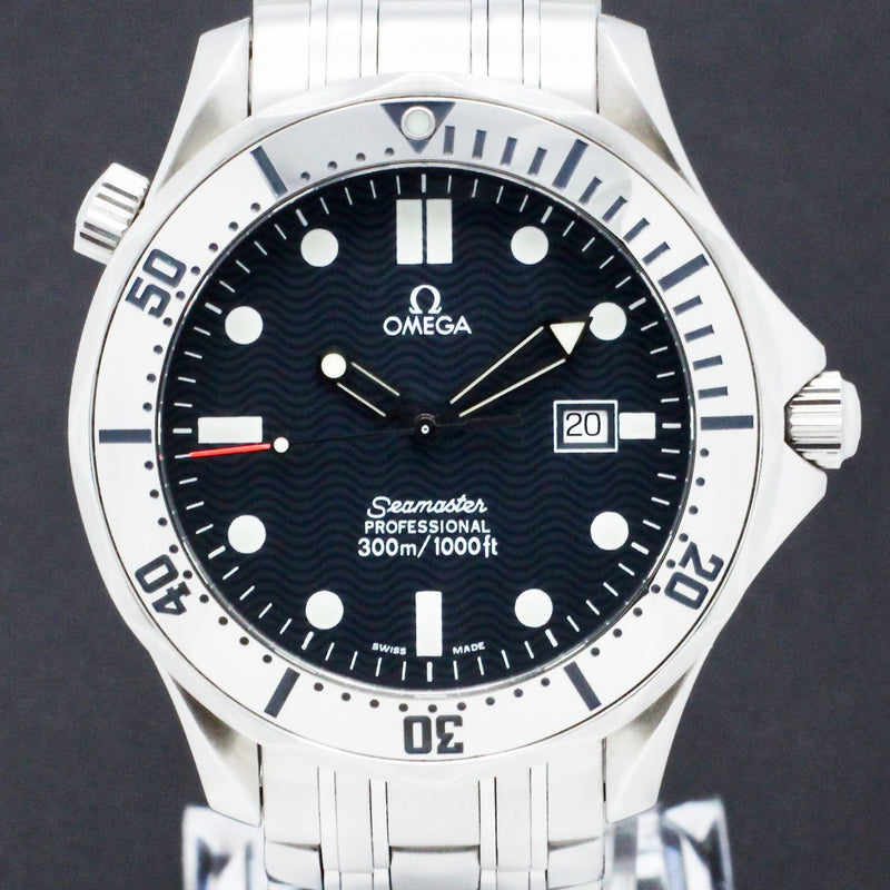 Omega Seamaster Diver 300 M 2542.80.00 - 1999 - Omega horloge - Omega kopen - Omega heren horloge - Trophies Watches