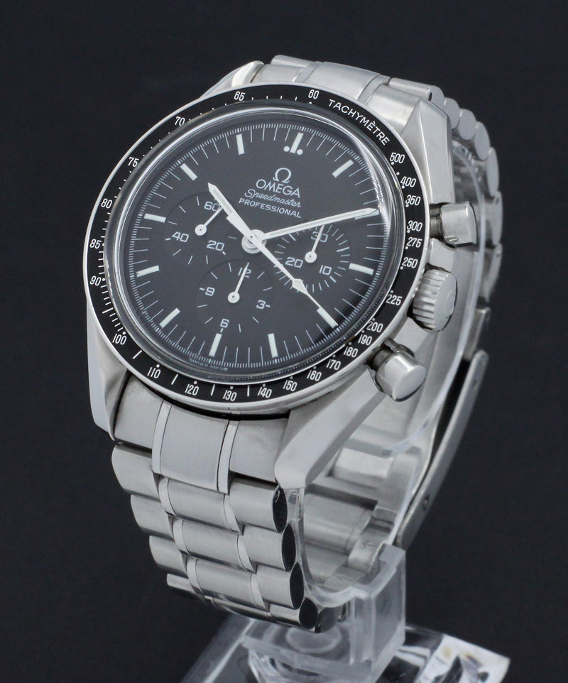 Omega Speedmaster 3570.50.00 - 1999 - Omega horloge - Omega kopen - Omega heren horloges - Trophies Watches