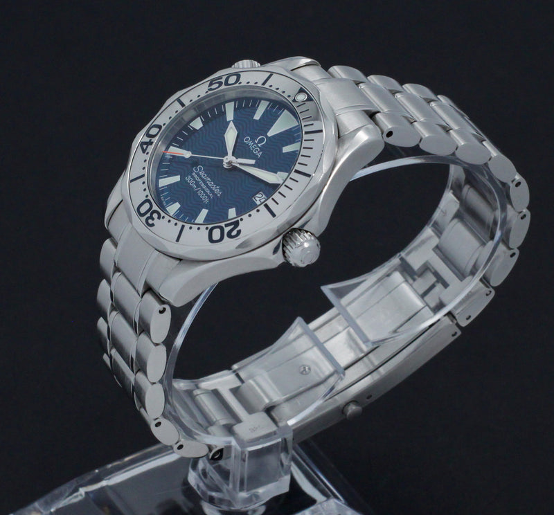 Omega Seamaster Diver 300 M 2263.80.00 - 1998 - Omega horloge - Omega kopen - Omega heren horloge - Trophies Watches