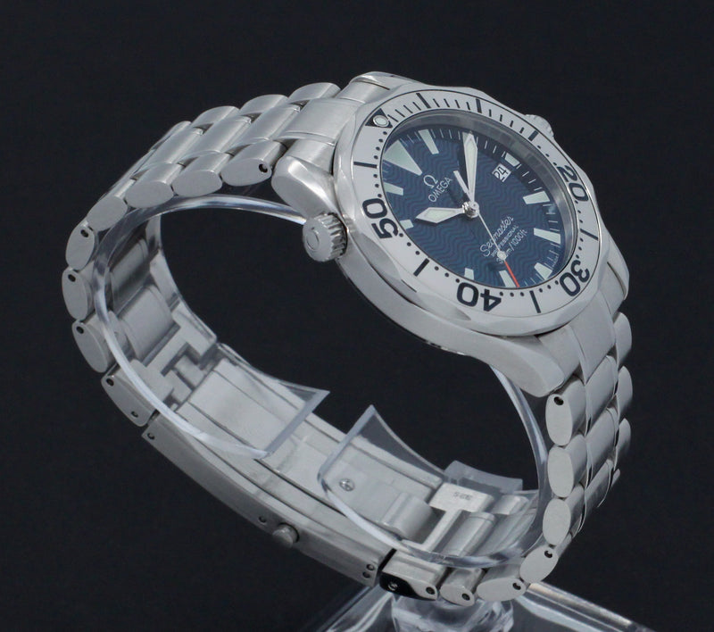 Omega Seamaster Diver 300 M 2263.80.00 - 1998 - Omega horloge - Omega kopen - Omega heren horloge - Trophies Watches
