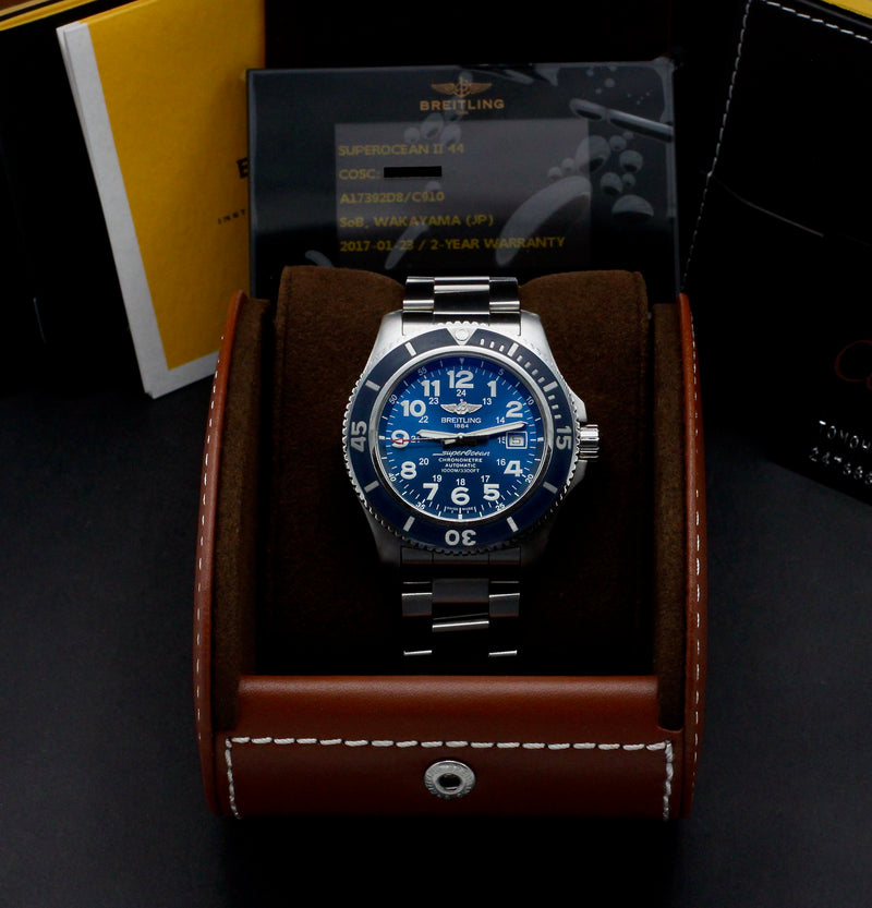 Breitling Superocean II 44 A17392 - 2017 - Breitling horloge - Breitling kopen - Breitling heren horloge - Trophies Watches