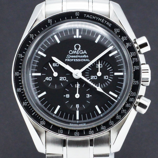 Omega Speedmaster 3570.50.00 - 2000 - Omega horloge - Omega kopen - Omega heren horloges - Trophies Watches