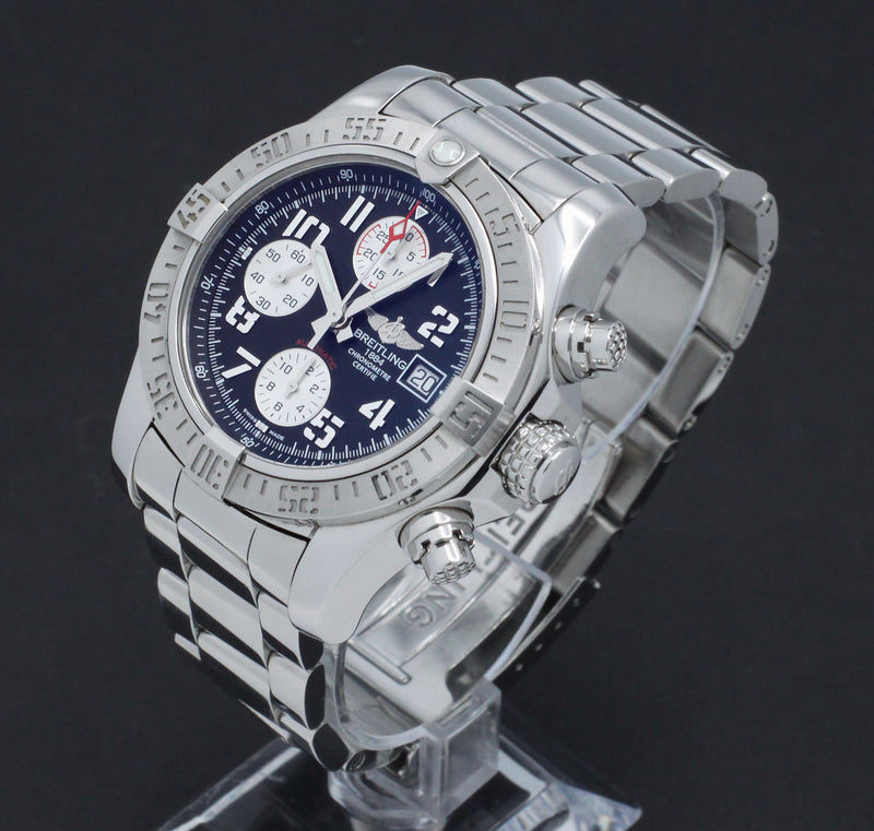 Breitling Avenger II A1338111 - 2016 - Breitling horloge - Breitling kopen - Breitling heren horloge - Trophies Watches