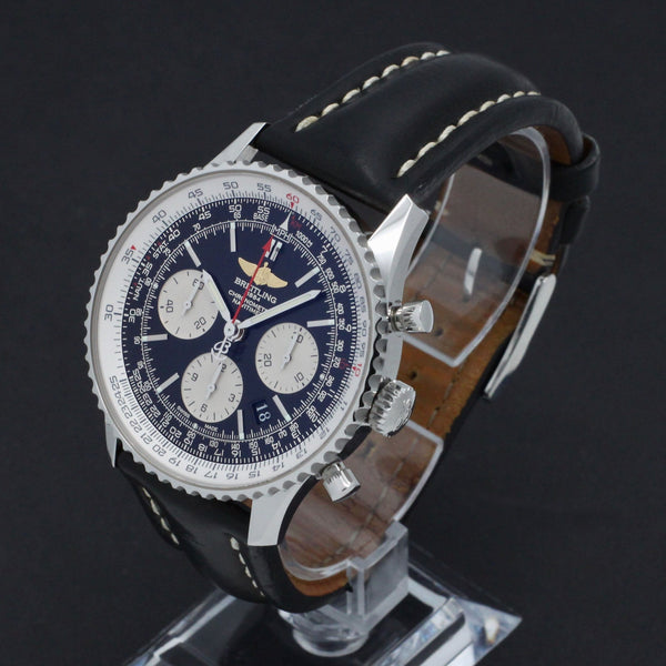 Breitling Navitimer 01 AB0120 - 2013 - Breitling horloge - Breitling kopen - Breitling heren horloge - Trophies Watches